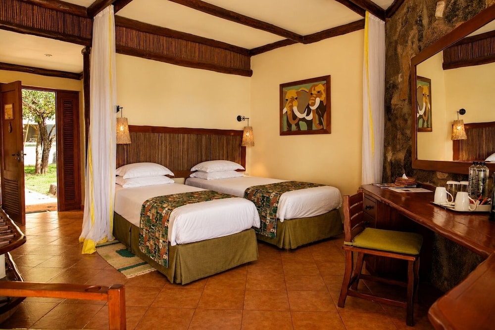 Kilaguni Serena Safari Lodge 13/50