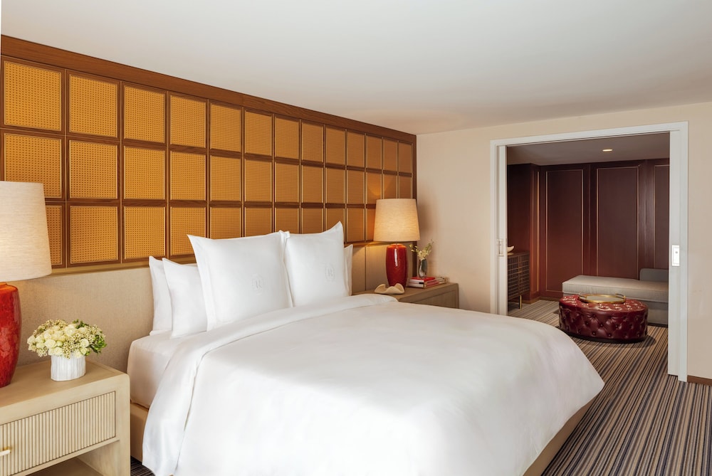 2 Bedrooms, Grand, Atrium, Villa, King Bed, Two Story