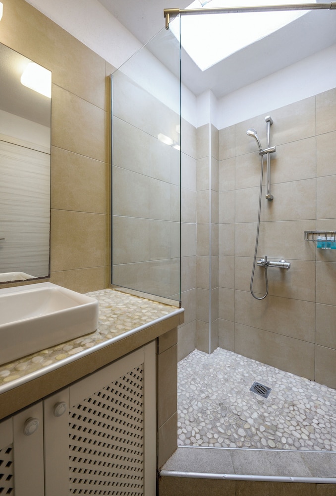 Elpiniki Luxury Apartments 66/66
