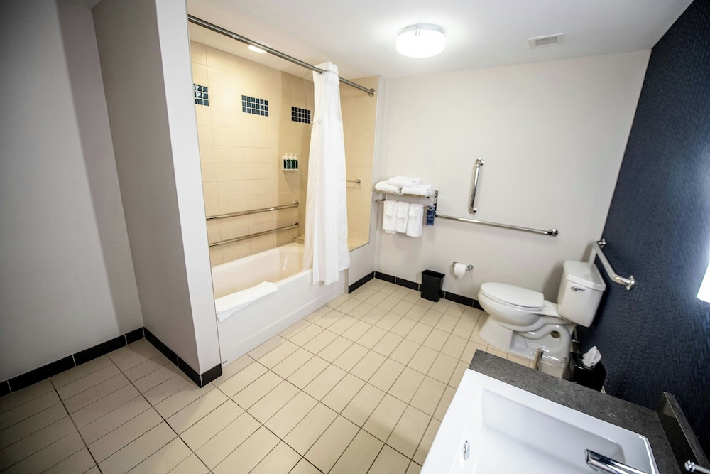 1 Bedroom, Suite, Accessible