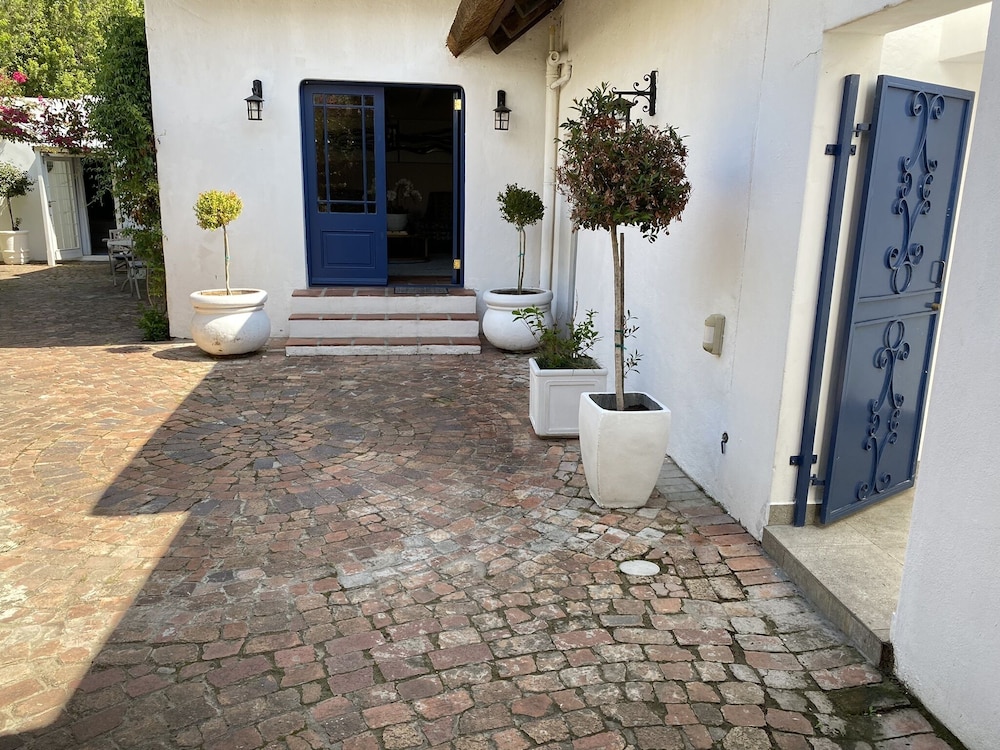 Mirabelle Guesthouse 4/50