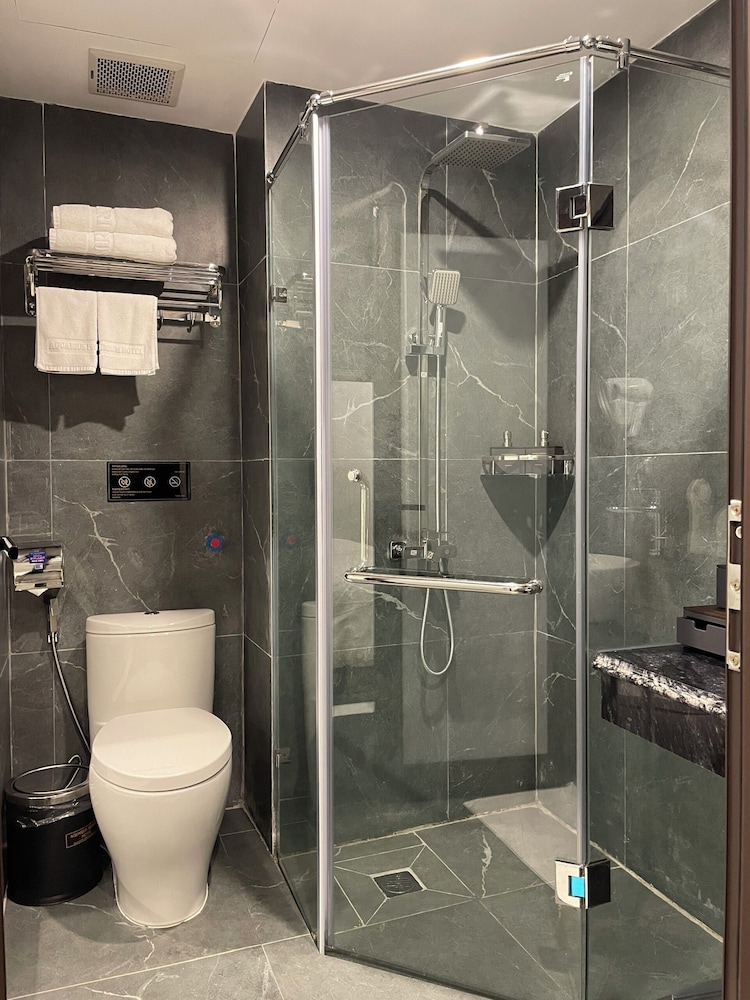 Aquarius Premium Hotel 44/49