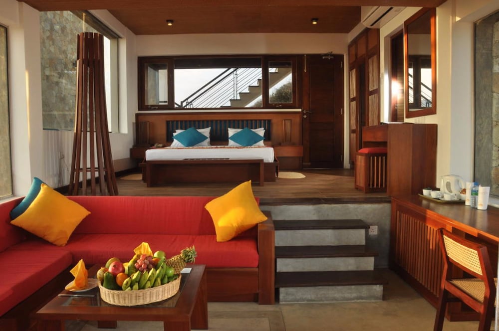 Laya Safari Resorts Spa 40/68