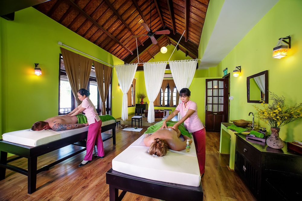Hoi An Beach Resort 19/70