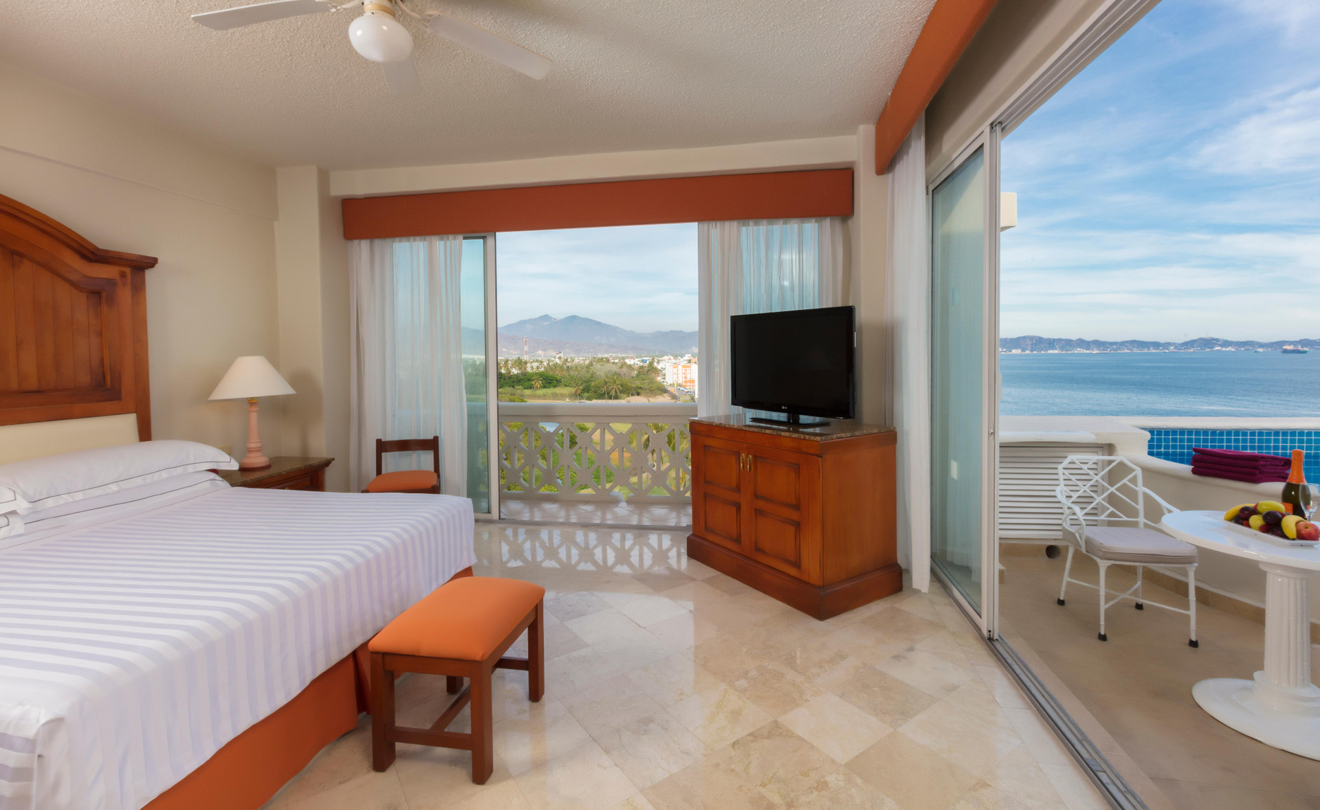 Master, Suite, Sea View