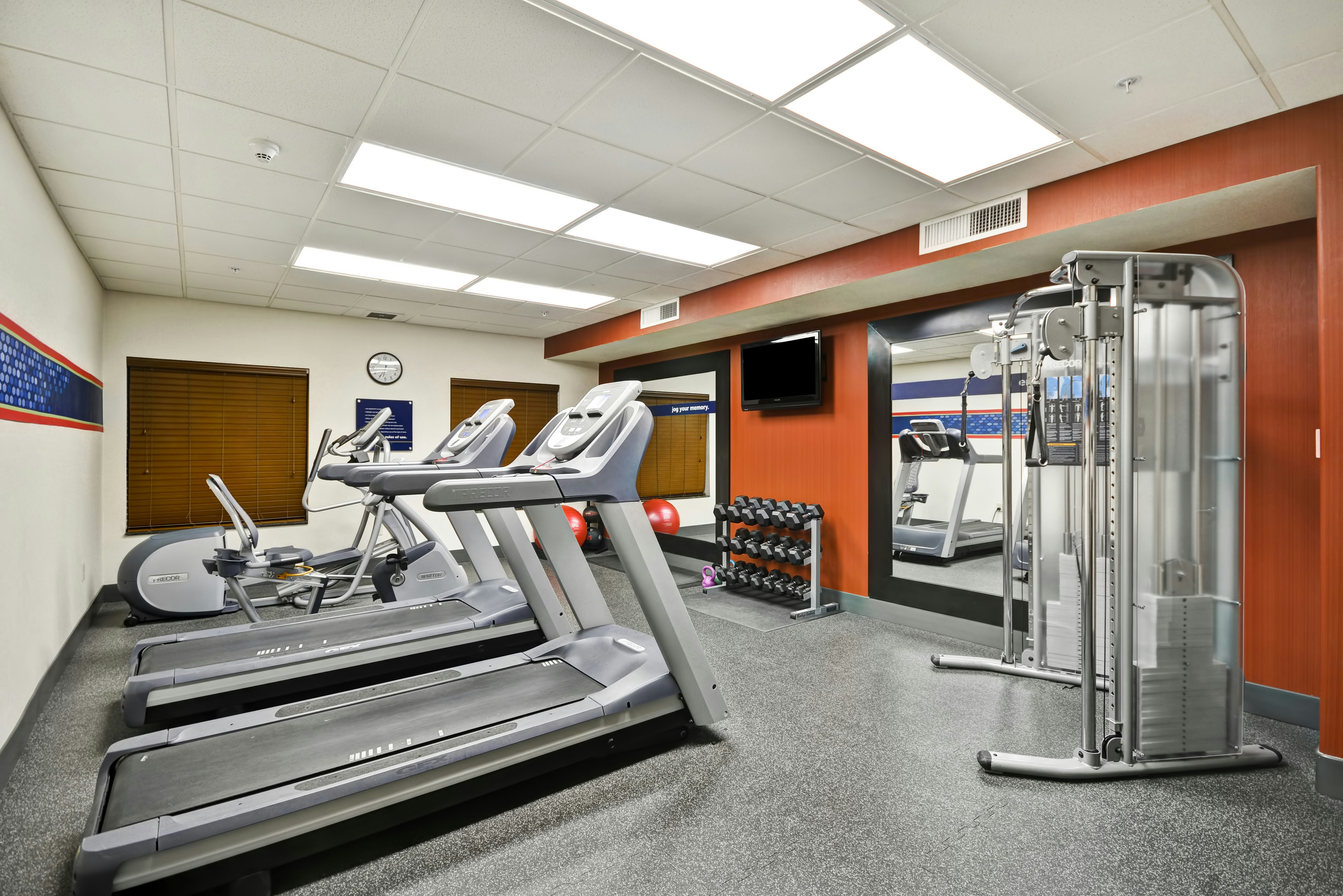 Hampton Inn And Suites Yuma 24/41