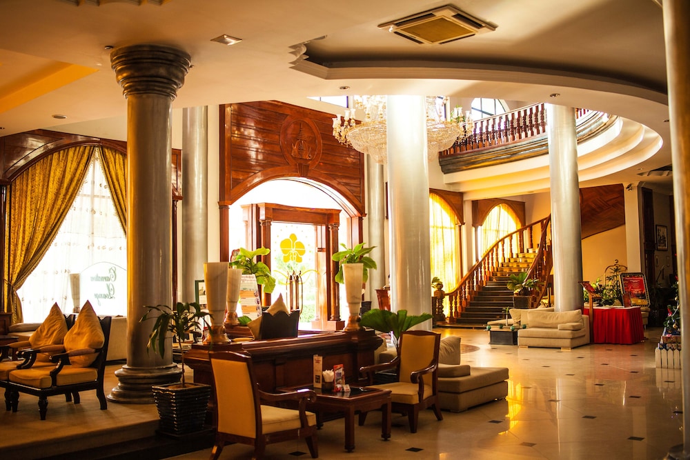 REE HOTEL 31/50
