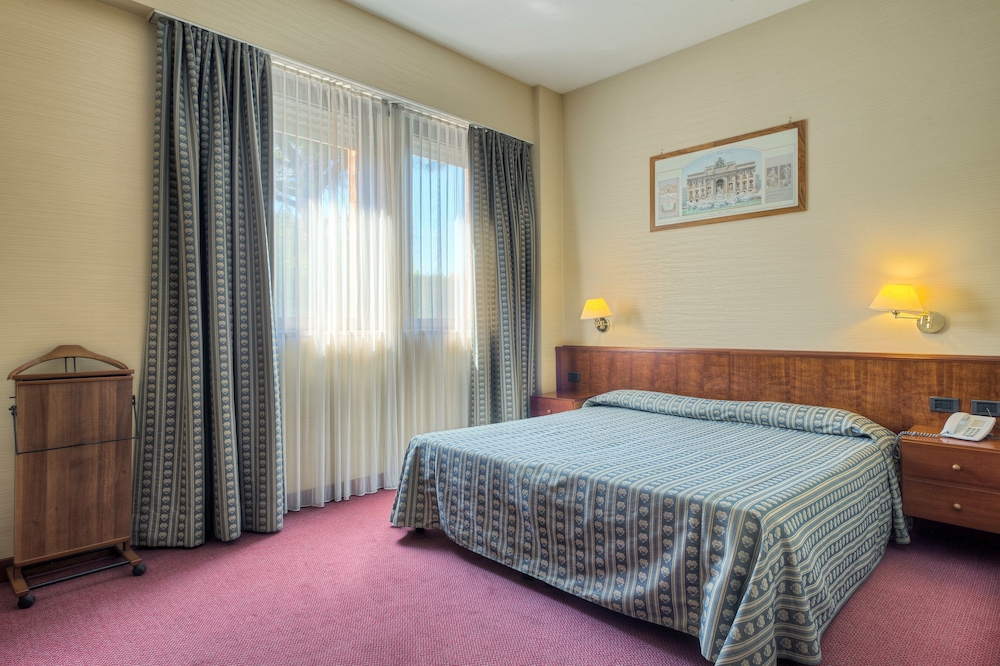 Petra Hotel And Residence 29/60