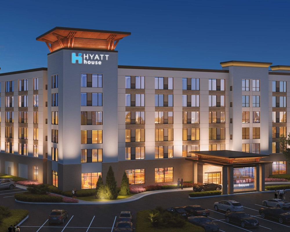 Hyatt House Destin 2/50