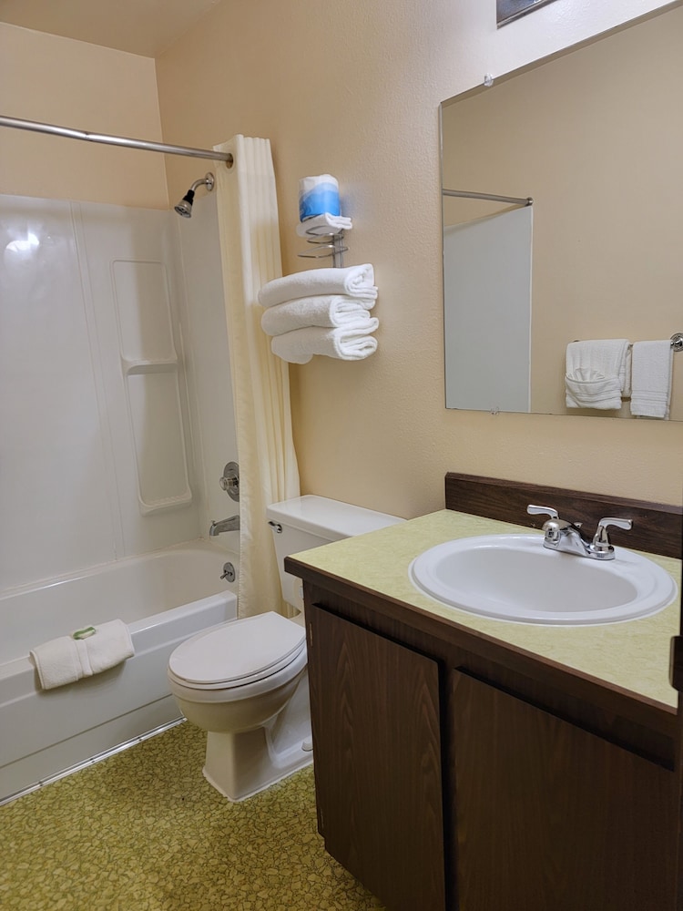 Chautauqua Resort & Conference Center 48/50