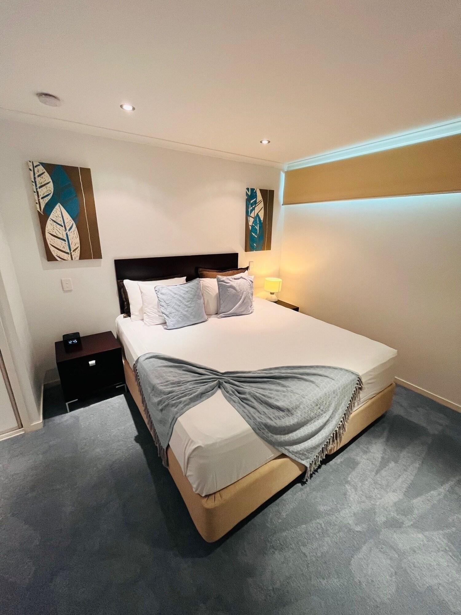 2 Bedrooms, Spa, Apartment, Water View, 2 Bathrooms