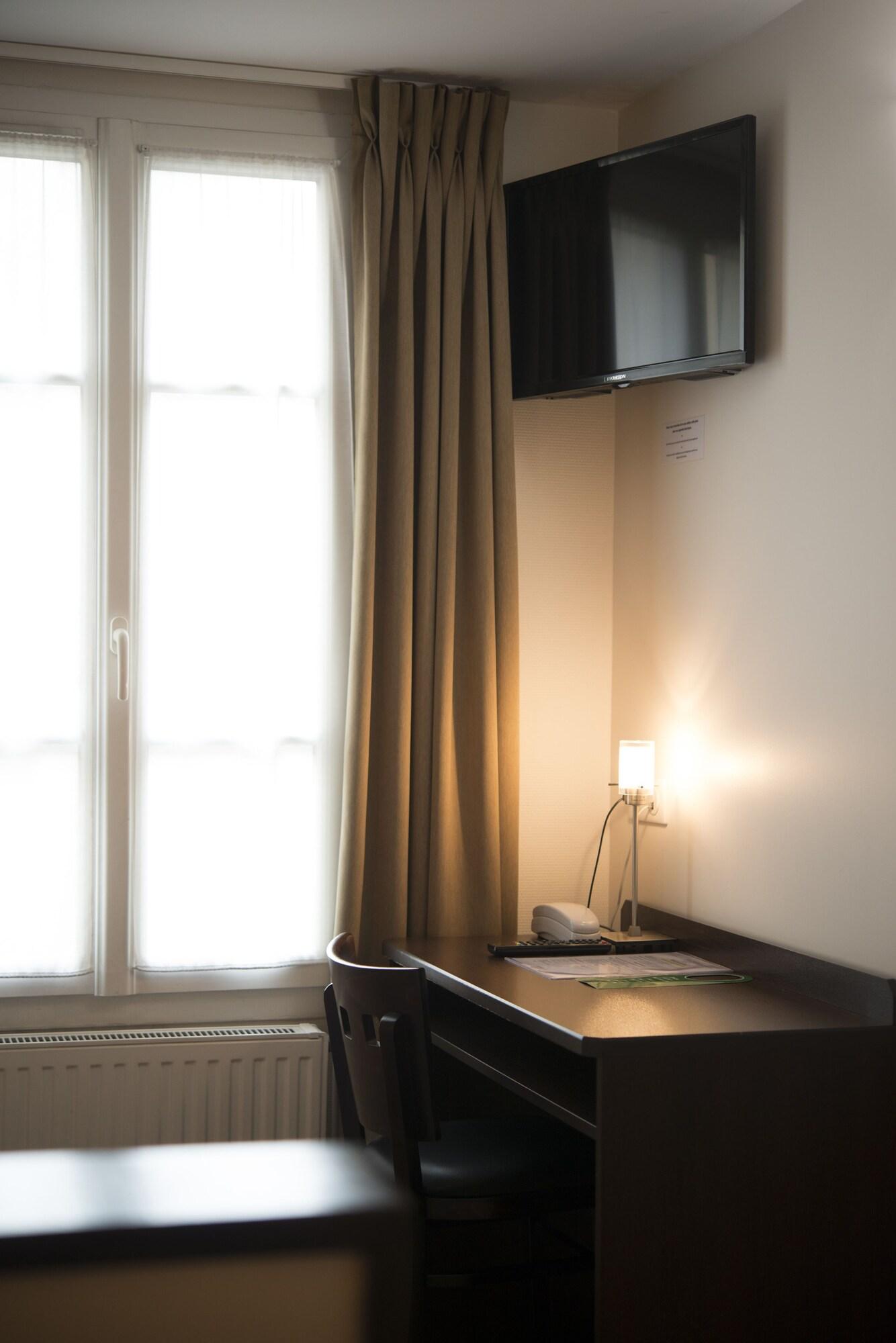 Hotel De Reims 24/91
