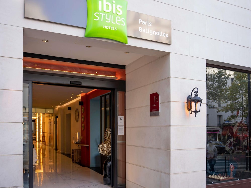Ibis Styles Paris Batignolles in PARIS