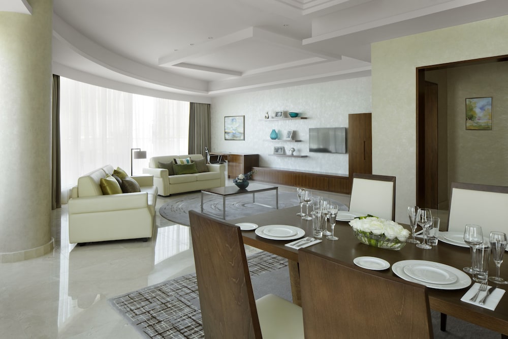 Jumeira Rotana Hotel 52/67