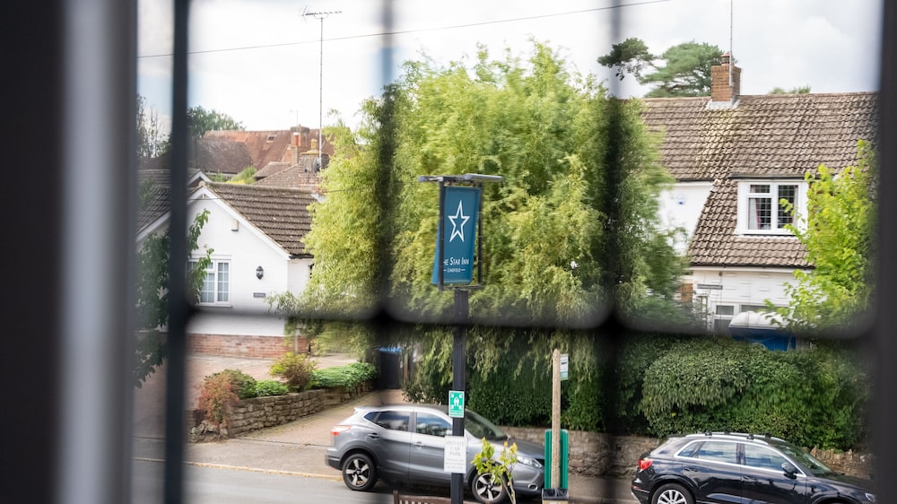 The Star Inn 23/28