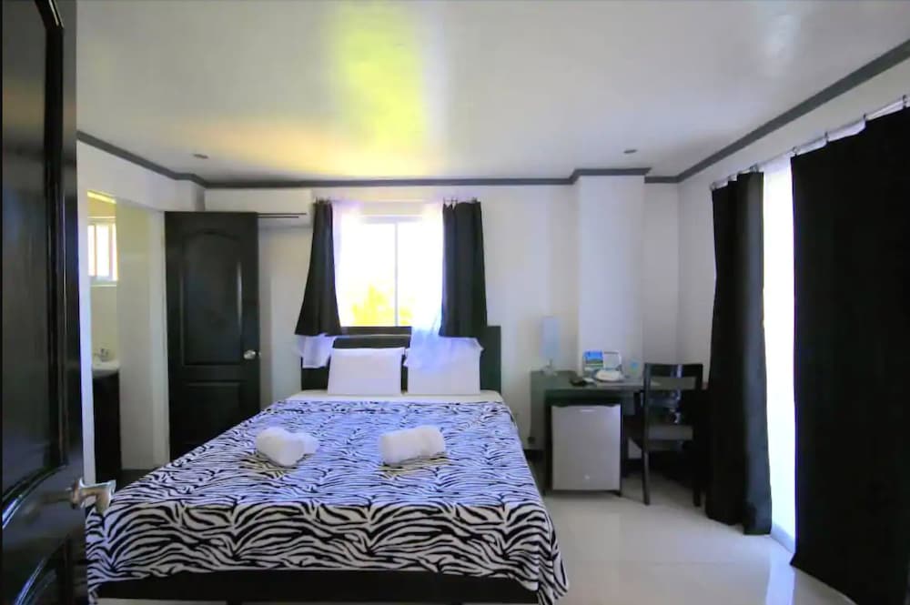 Bohol South Beach Hotel 17/74