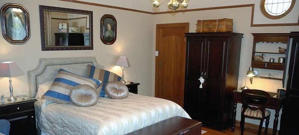 Dankhof Guest House 7/23
