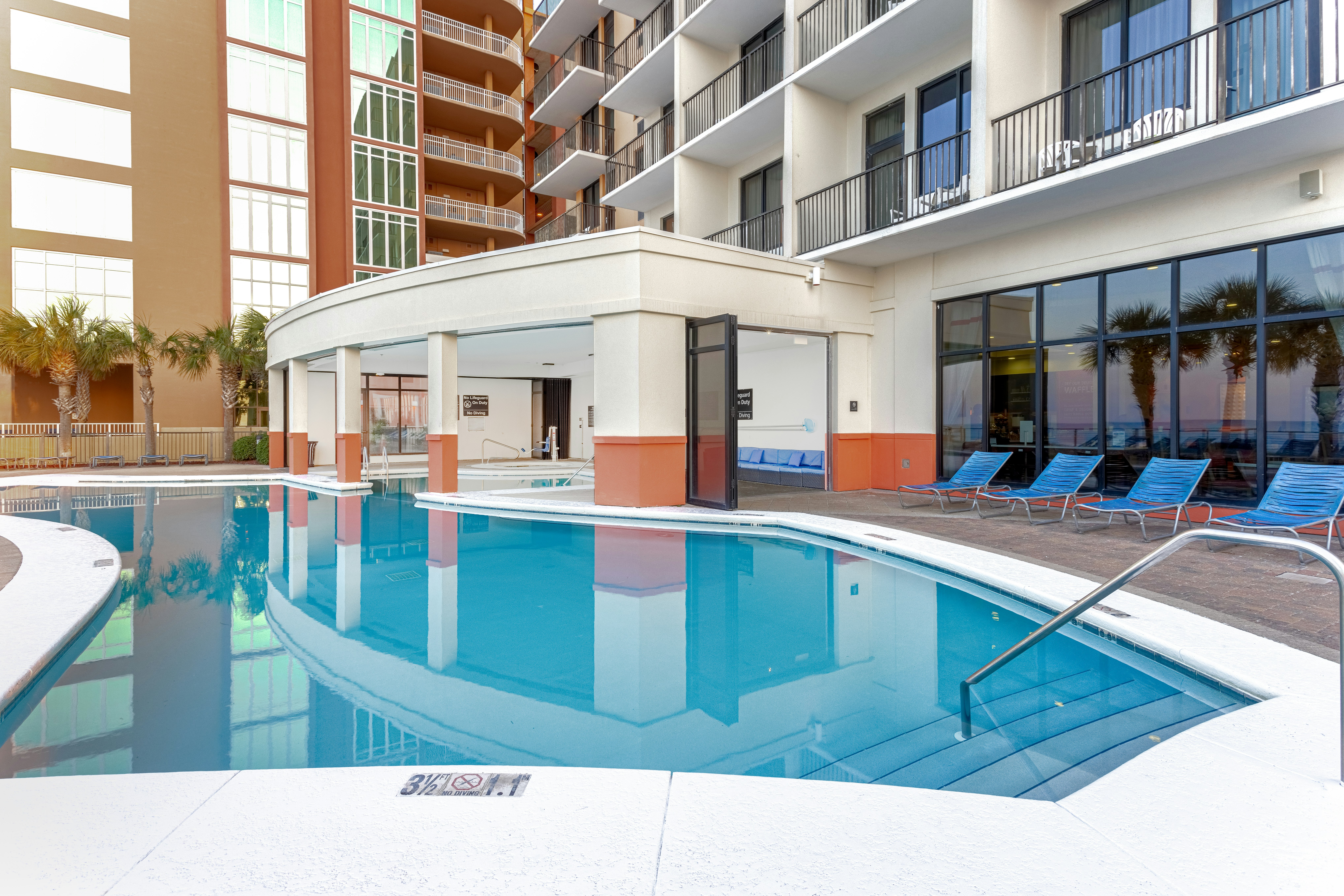 Hampton Inn Suites Orange Beach Gulf Front 76/76