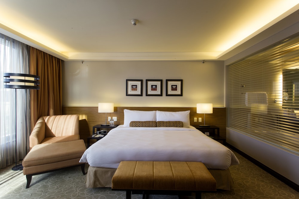 The Bellevue Manila 7/31