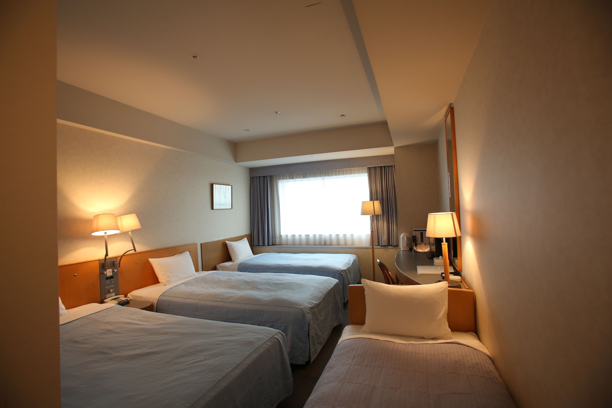 ROOM, TWIN BEDS, LARGE