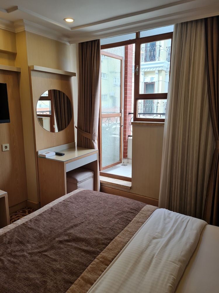 Alpinn Hotel 46/72