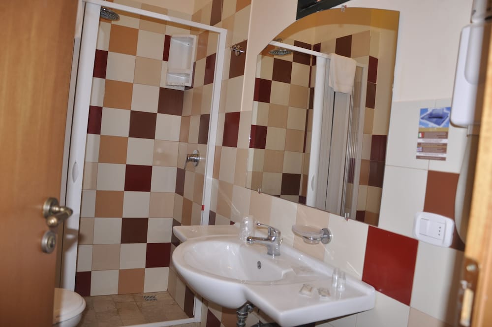 Delfino Beach Hotel 47/50