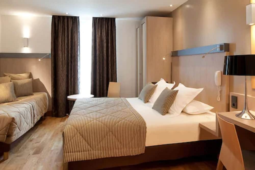 Hotel Tourisme Avenue 30/78