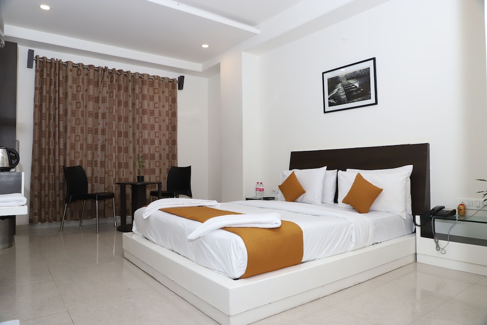 Hotel Sai Bansi 21/36