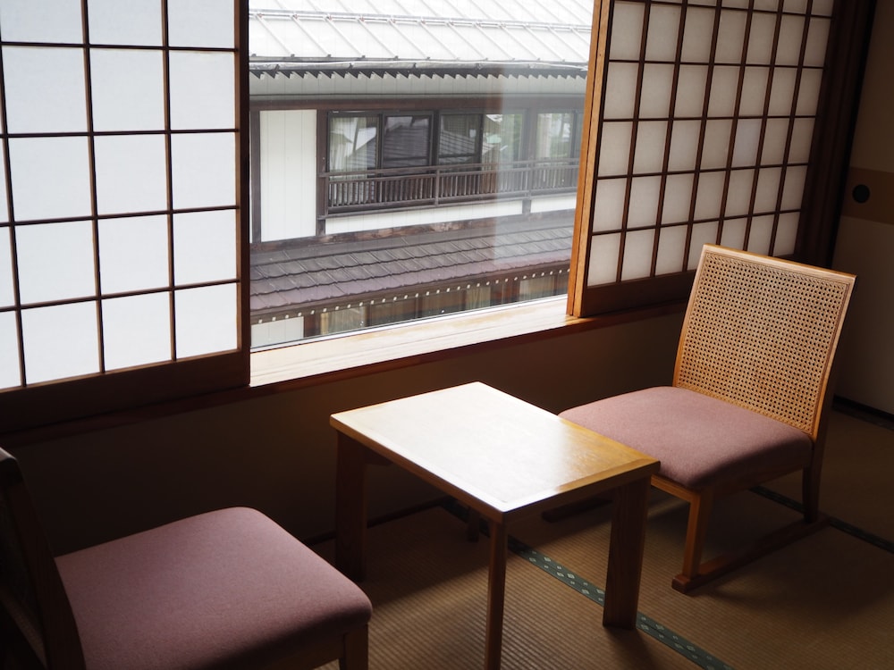 KUSATSU ONSEN OSAKAYA 48/65