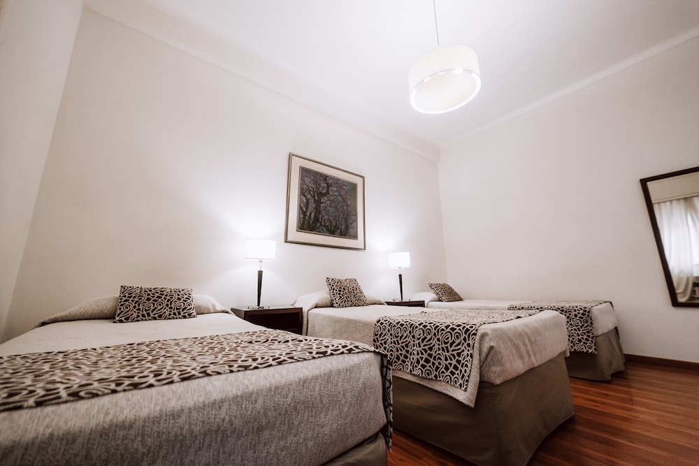 Hotel Carlos V by DOT Urban 14/50