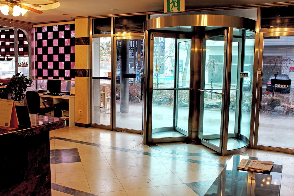 HOTEL PARKWOOD INCHEON AIRPORT 40/70