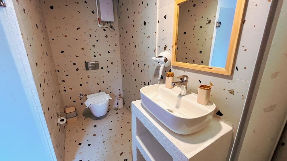 Thanos Hotel 44/50