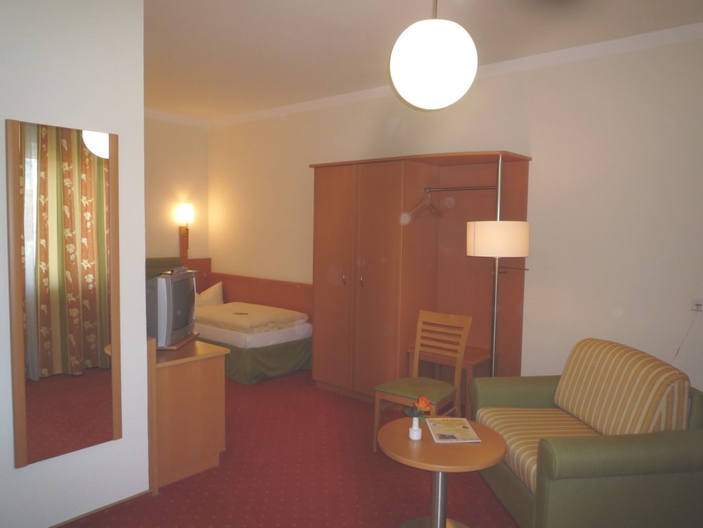 AKZENT Hotel Murrer 39/63
