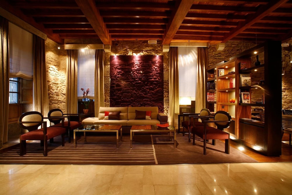 HOTEL ALTAIR 25/40