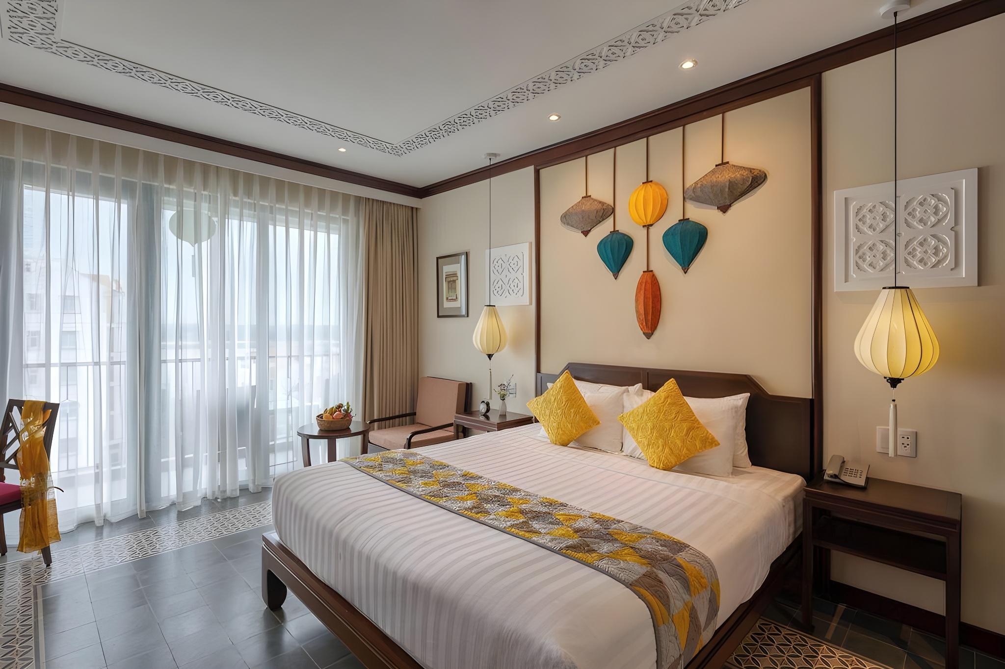Essence, Connecting, Family, Suite, Courtyard View, Balcony, Bathtub