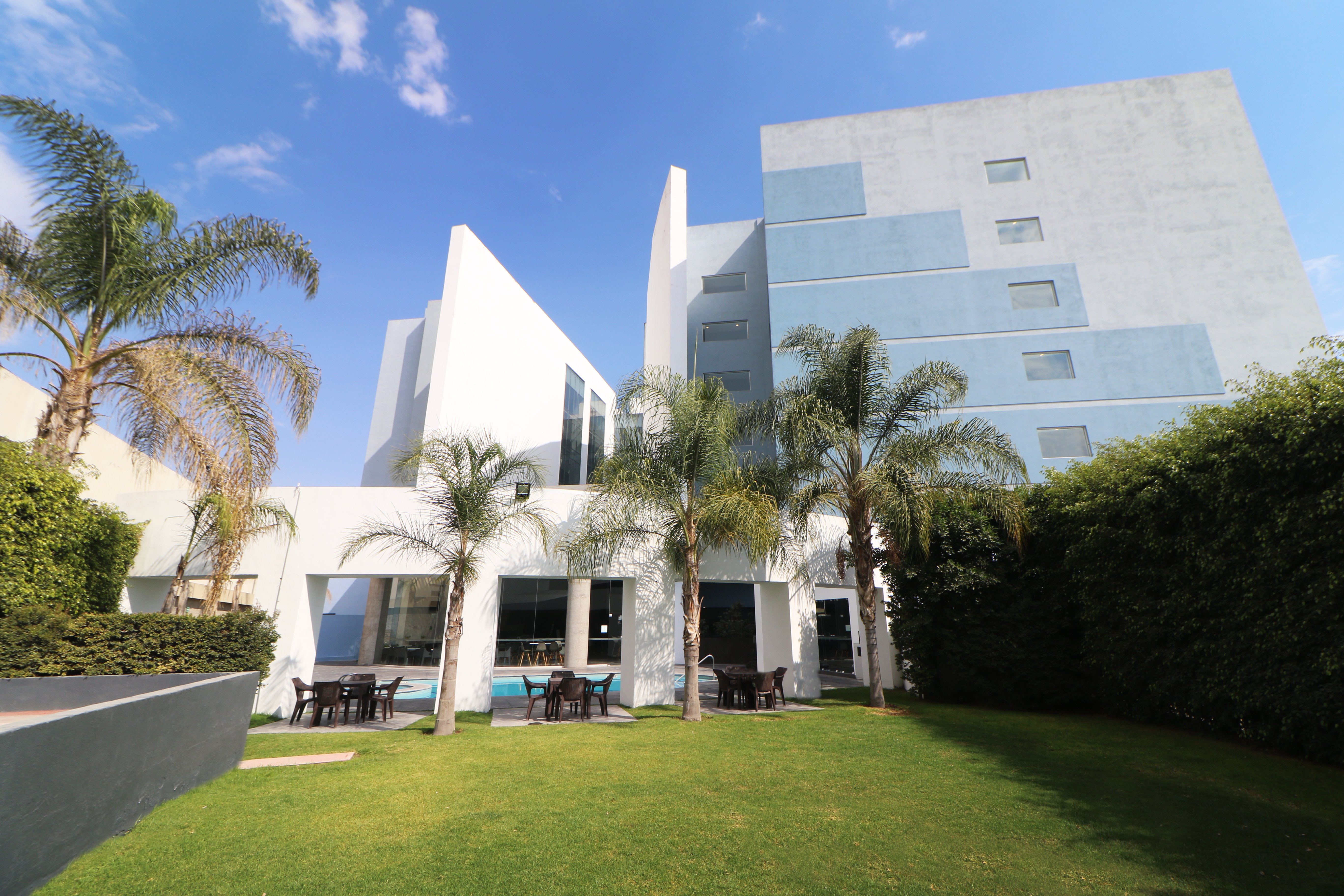 Holiday Inn Express San Luis Potosi 75/80