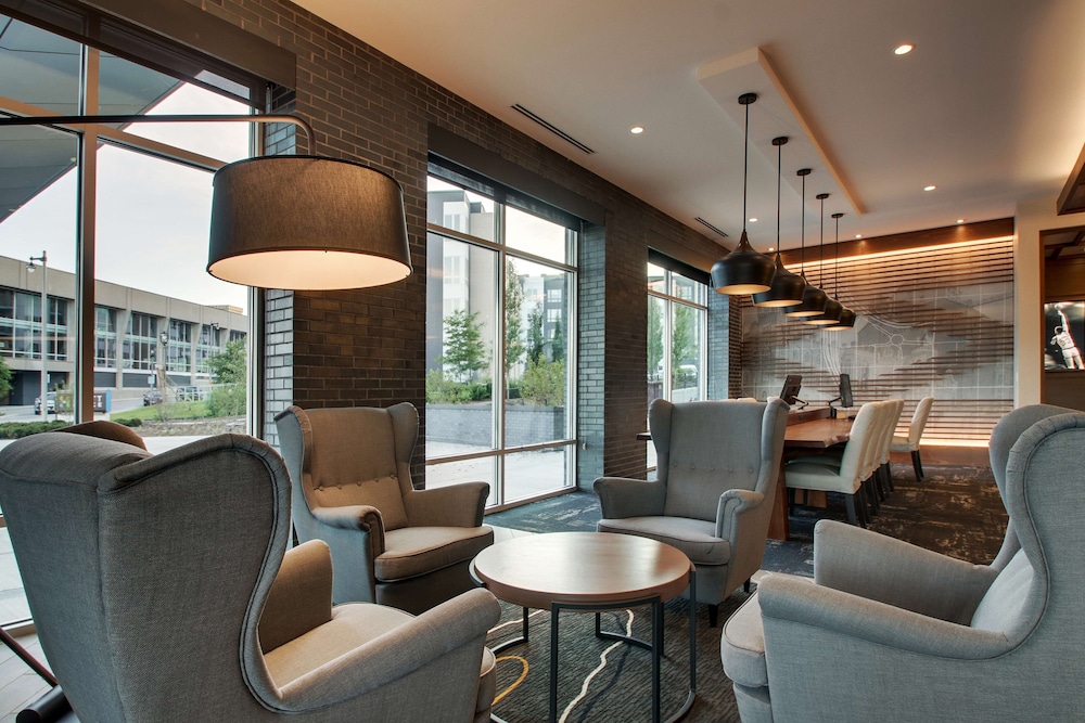 Hyatt Place Milwaukee Downtown 42/71