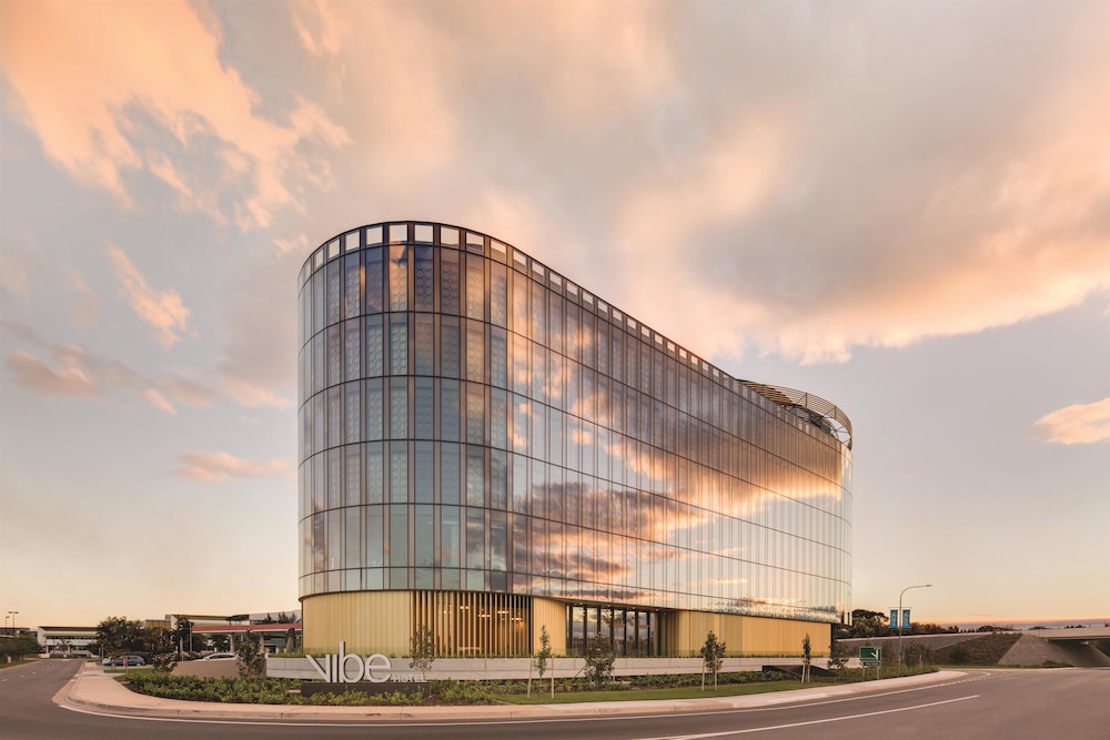 Vibe Hotel Canberra Airport photo5