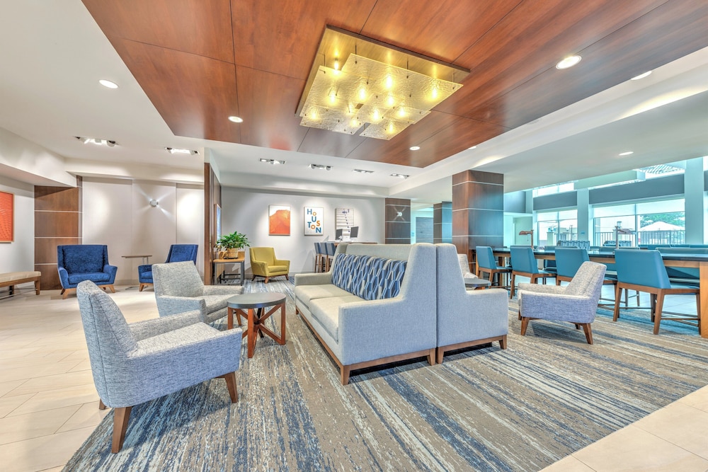 Holiday Inn Express & Suites Houston S Medical Ctr Area 36/50