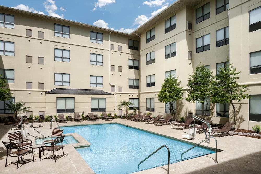 HYATT house Dallas/Uptown 67/71