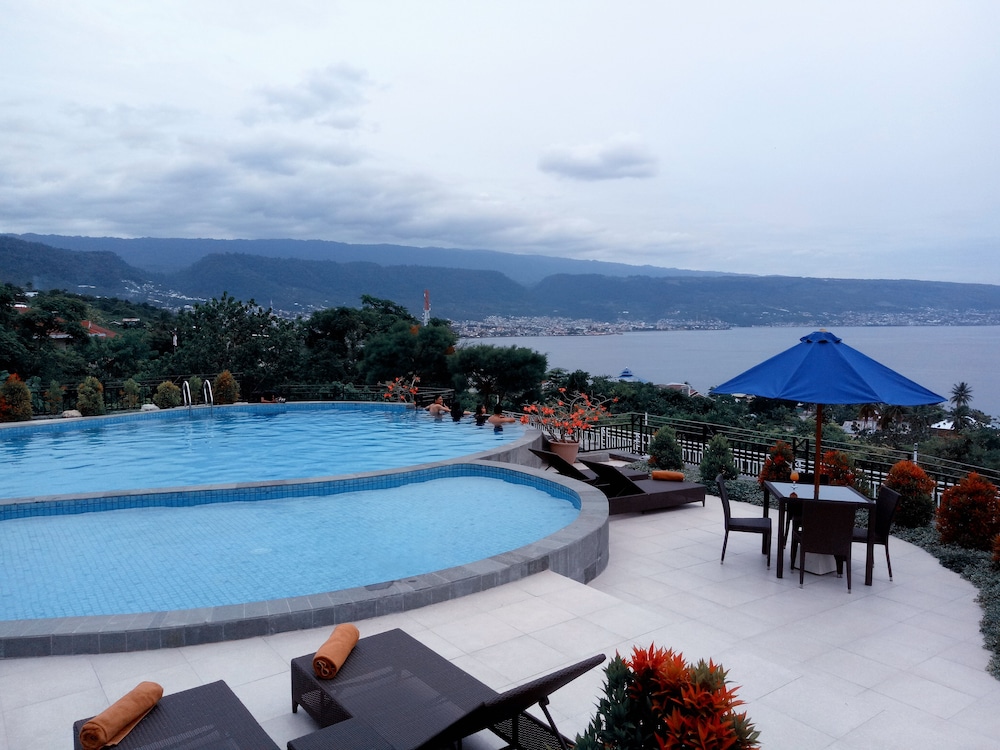 Hotel Santika Luwuk Sulawesi Tengah 26/42