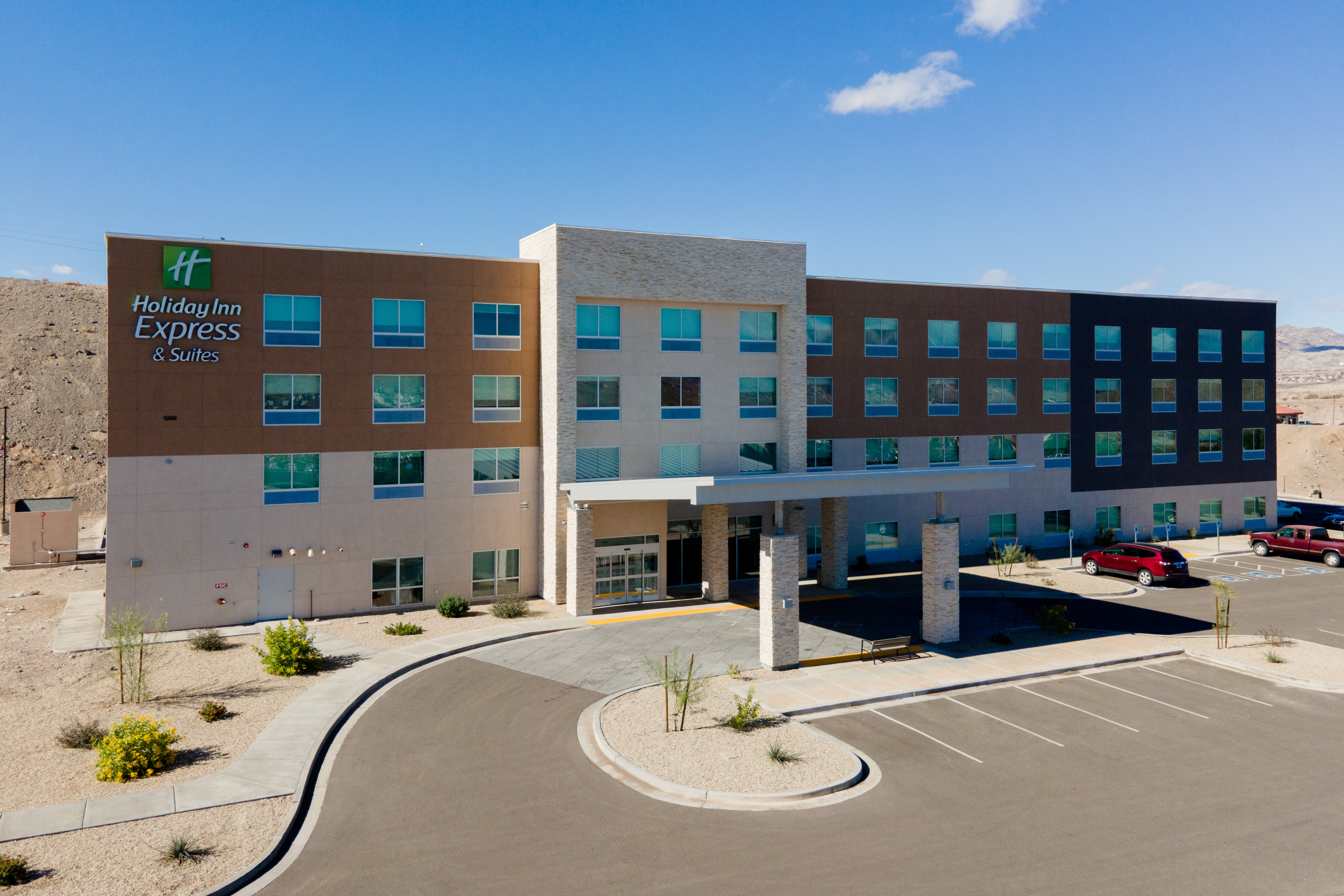 Holiday Inn Express & Suites - Bullhead City, an IHG Hote 51/51