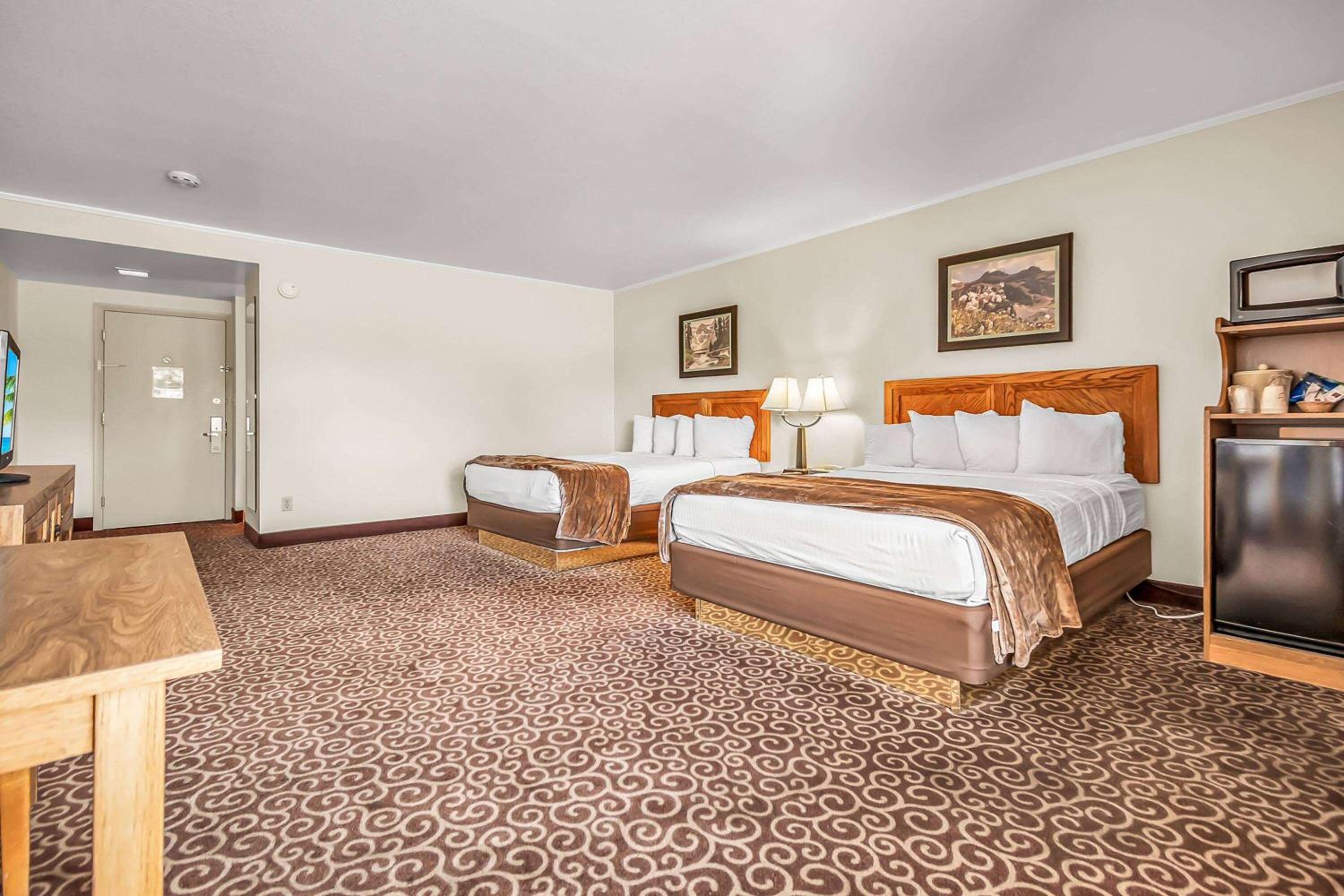 Room, 2 Queen Beds