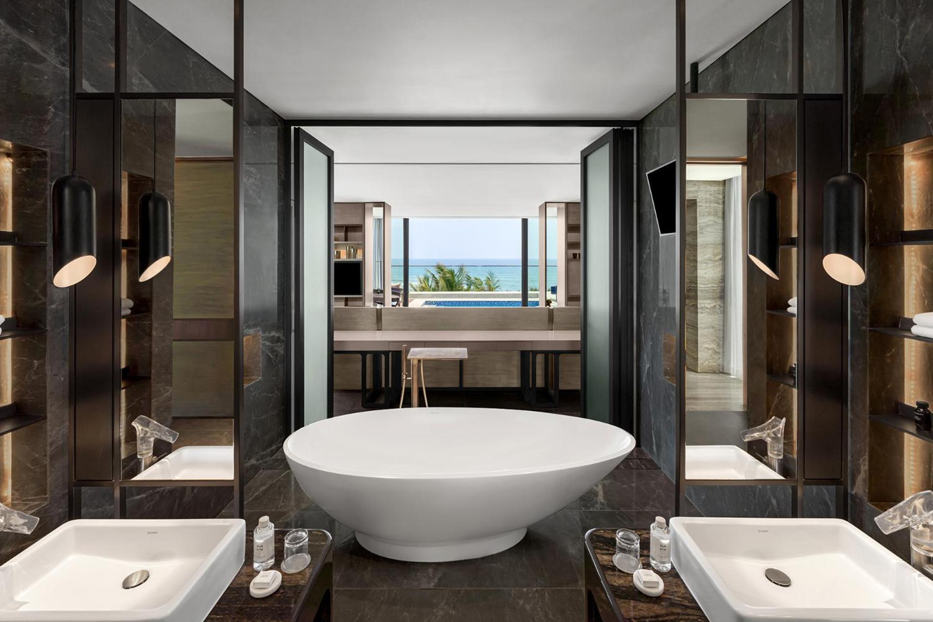 4 Bedrooms, Monogram, Villa, Beach Front، Shilla Monogram Danang 4/5