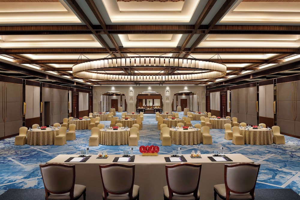 Hyatt Regency Jaipur Mansarovar 43/50