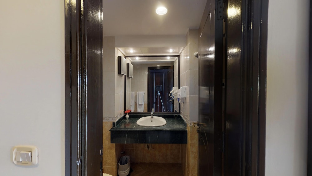 Wadi Lahmy Azur Resort 70/70