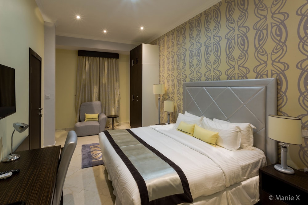 Morning Side Suites Etim Inyang 12/37
