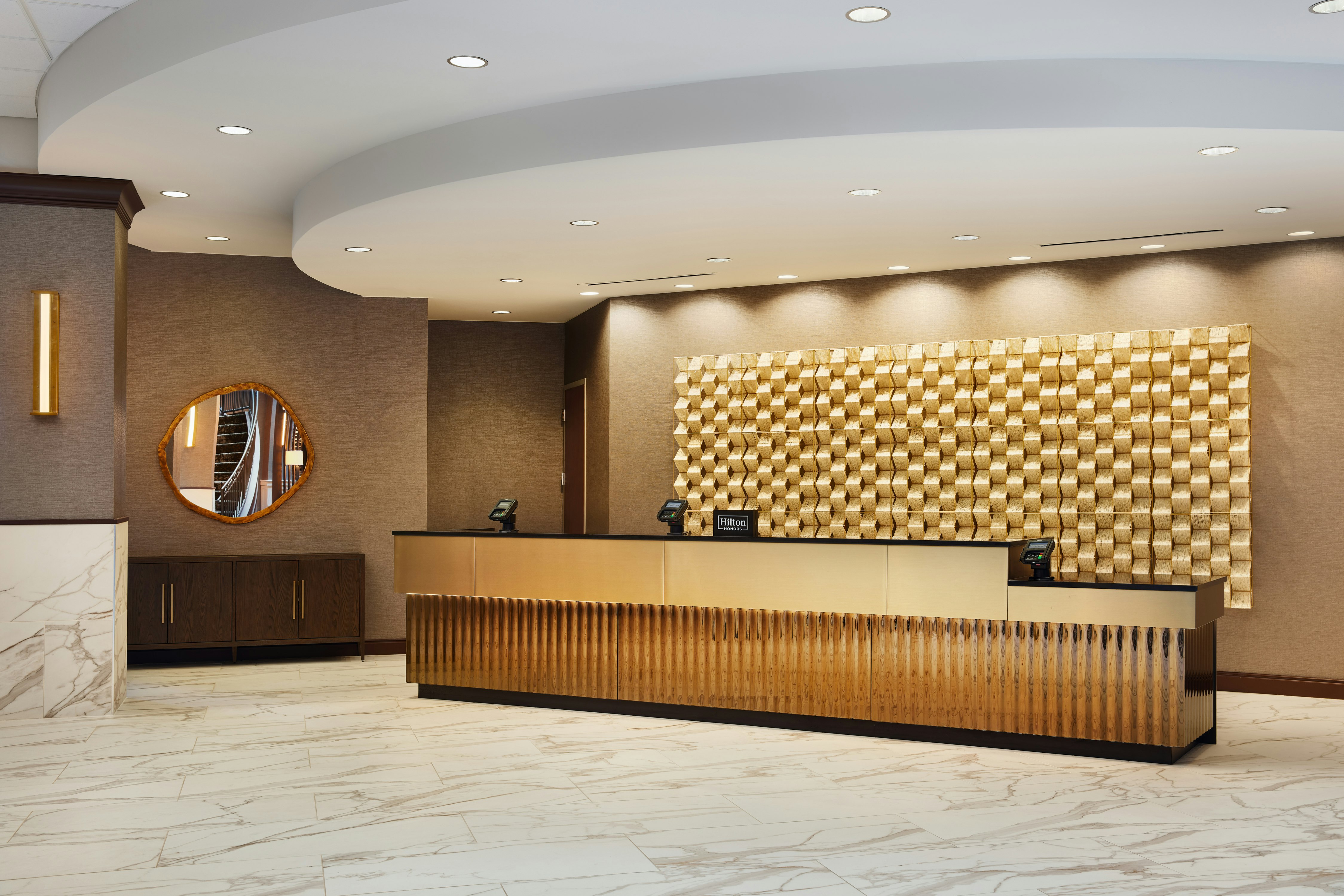 Embassy Suites by Hilton Huntsville 8/76