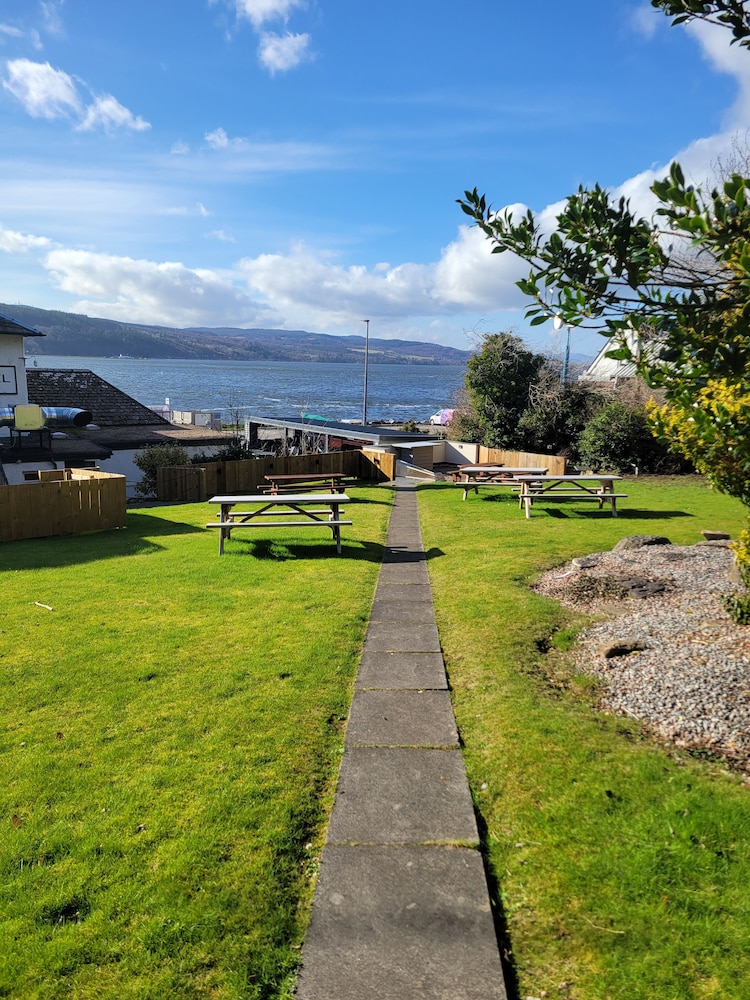 North Kessock Hotel 63/67