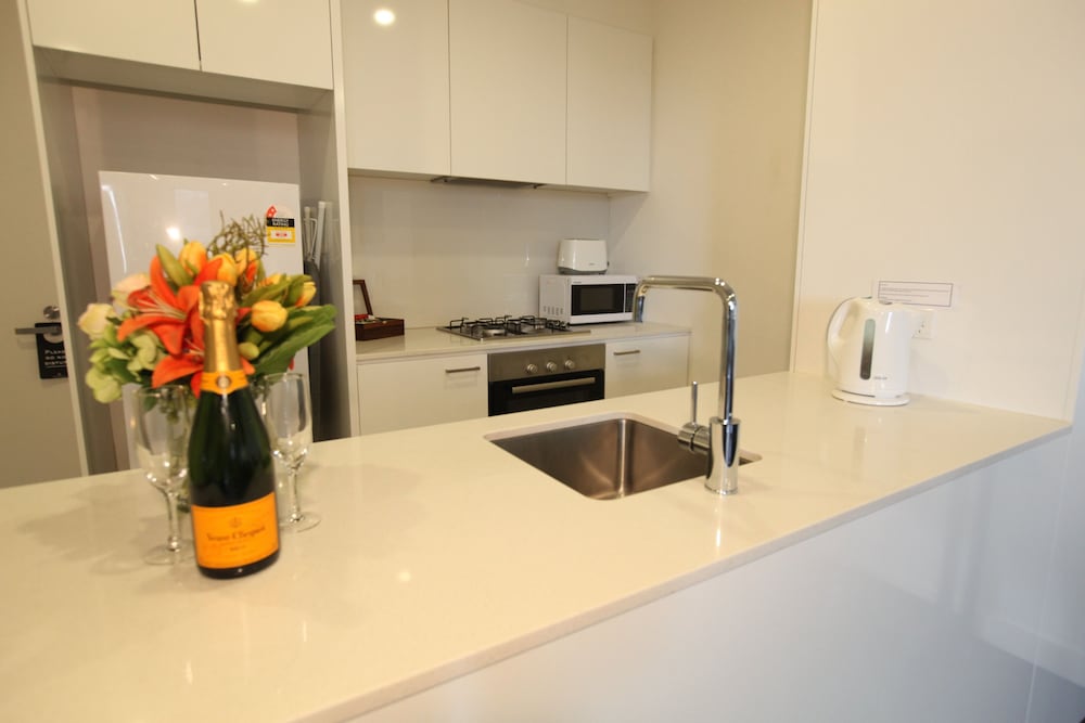 Melbourne Knox Central Apartment Hotel 43/49